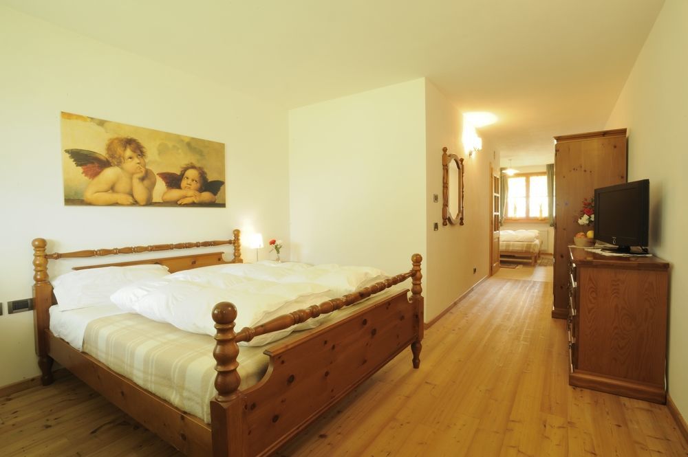 Garni Lilly Hotel San Lorenzo Dorsino Exterior foto